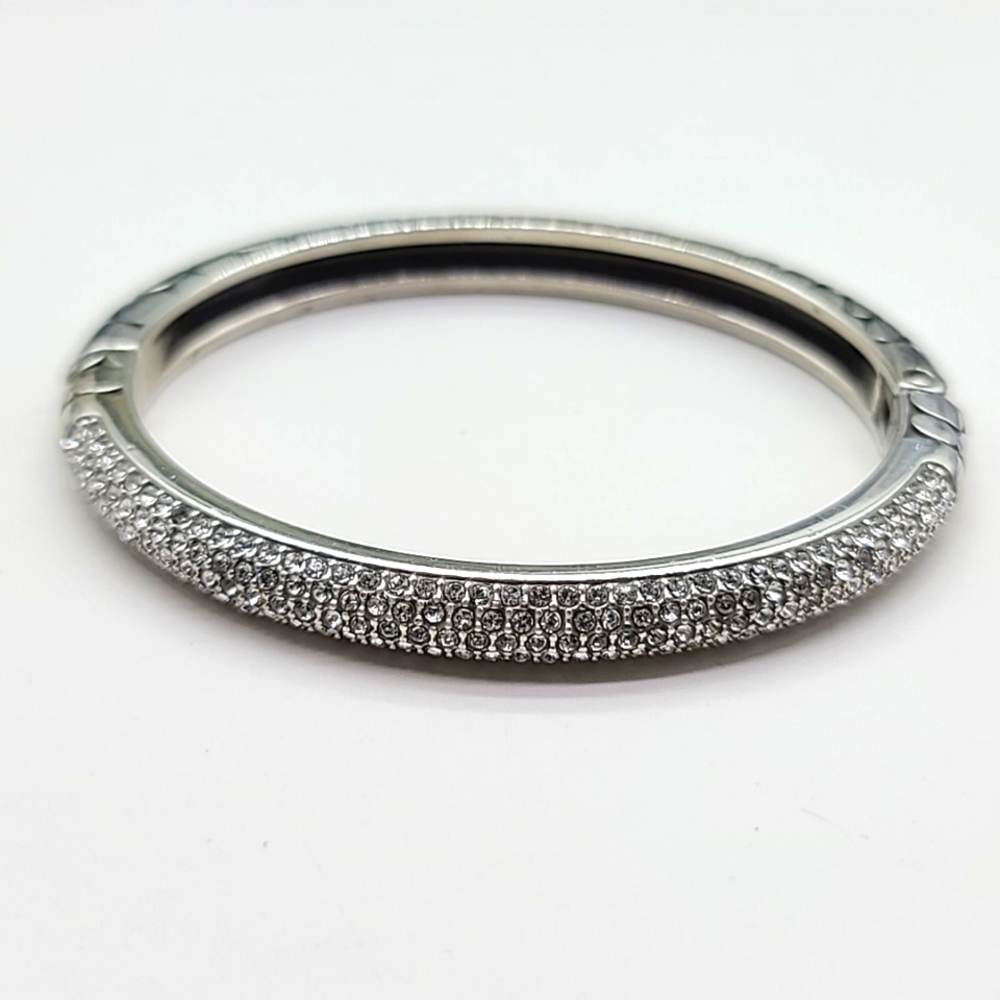 Brighton "PEBBLE ICE" Pave Swarovski Crystal Hinged Bangle on Pebbled Silver! - Picture 11 of 12